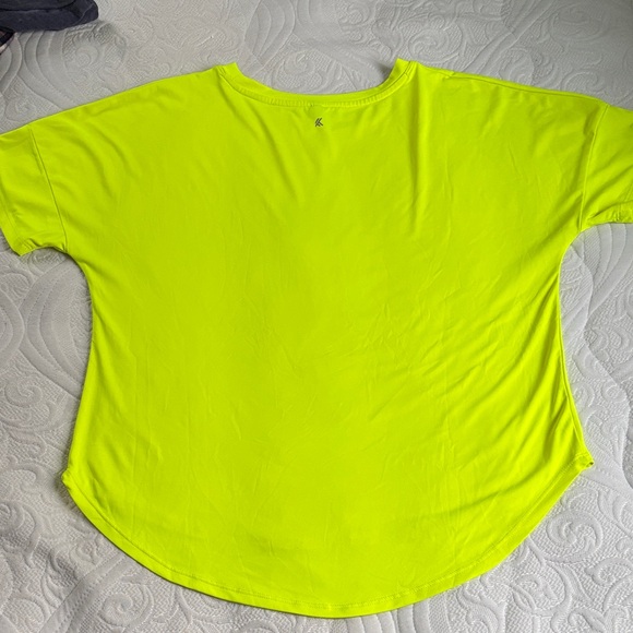 Neon Yellow Women's Workout Top - Picture 5 of 6